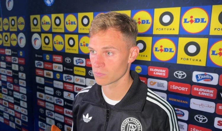 基米希：不认为更衣室不够团结 我们绝不会因为这场失利而崩溃